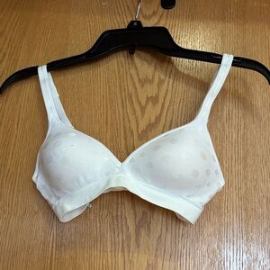 Hanes, juniors white bra, XS